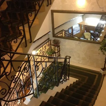 Acanthe Du Temple Hotell Nîmes